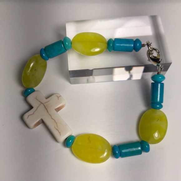 Lemon Jade and Azur Chryscola, White Turquoise Cross Bracelet - Picture 3 of 3